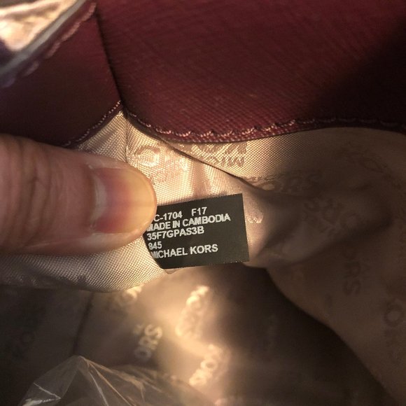 MIchael Kors handbag - Picture 6 of 16